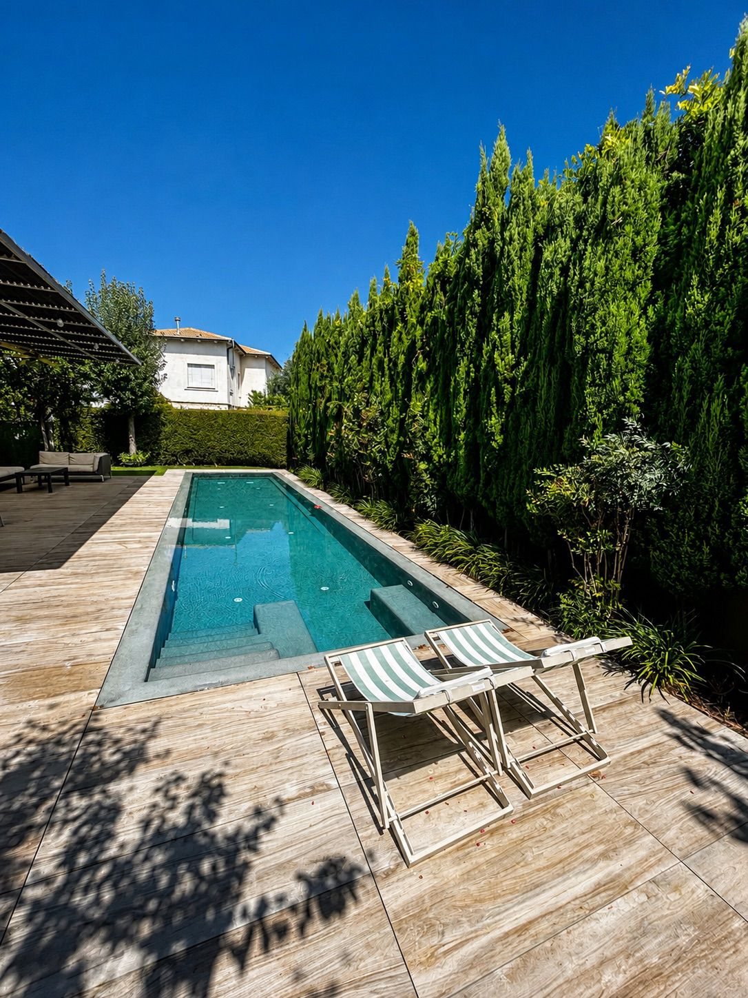 Villa en exclusivité à Herzliya Pituach : environ 350 m² sur un terrain d'environ 500 m², avec piscine et ascenseur - Herzliya Pituach - photo 3